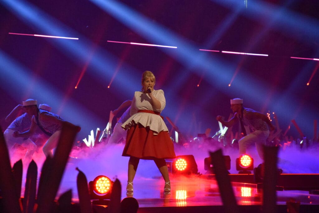 Maite Kelly nicht zu stoppen - sie ist erneut auf Platz 1 in den Airplay-Charts! » Florian Silbereisen Maite Kelly nicht zu stoppen - sie ist erneut auf Platz 1 in den Airplay-Charts! » Florian Silbereisen