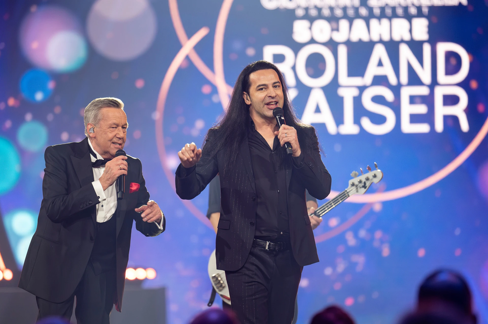 Roland Kaiser und Bülent Ceyland singen "Santa Maria"