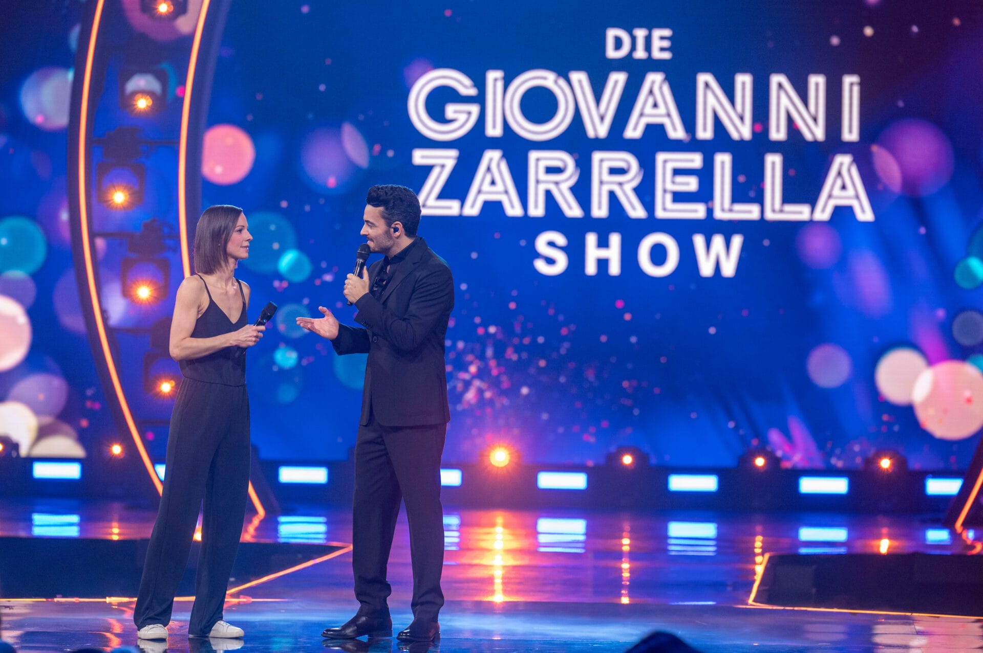 Die Giovanni Zarrella Show - Live aus Offenburg
Christina Stürmer, Moderator Giovanni Zarrella