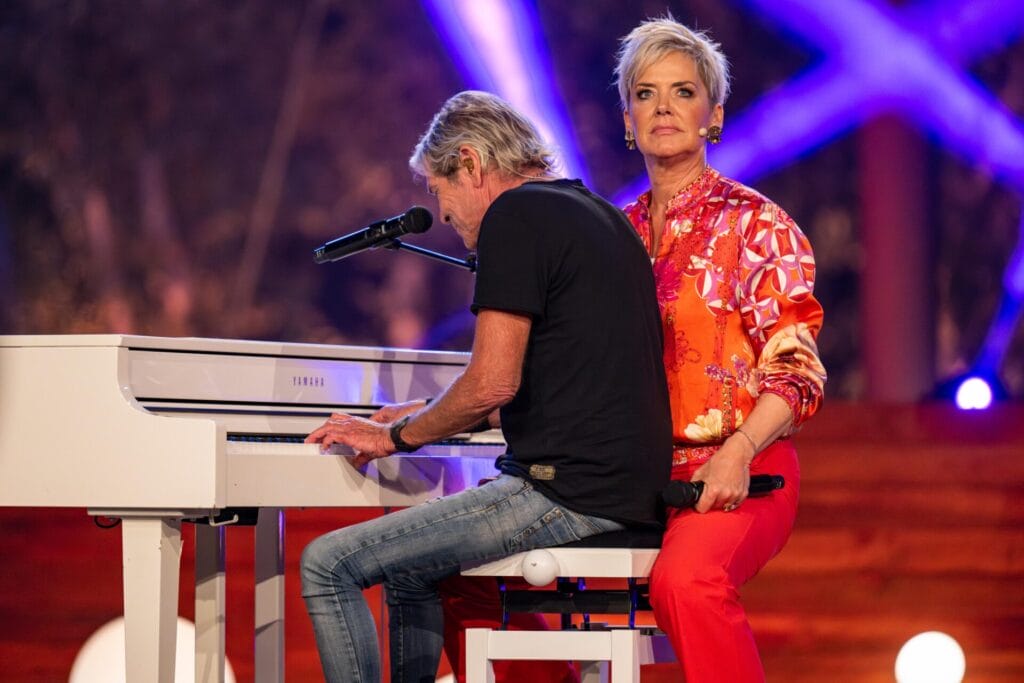 "Sing meinen Schlager" mit Matthias Reim: Tränen, viele Gänsehaut-Momente und grandiose Live-Musik! » Michelle "Sing meinen Schlager" mit Matthias Reim: Tränen, viele Gänsehaut-Momente und grandiose Live-Musik! » Michelle