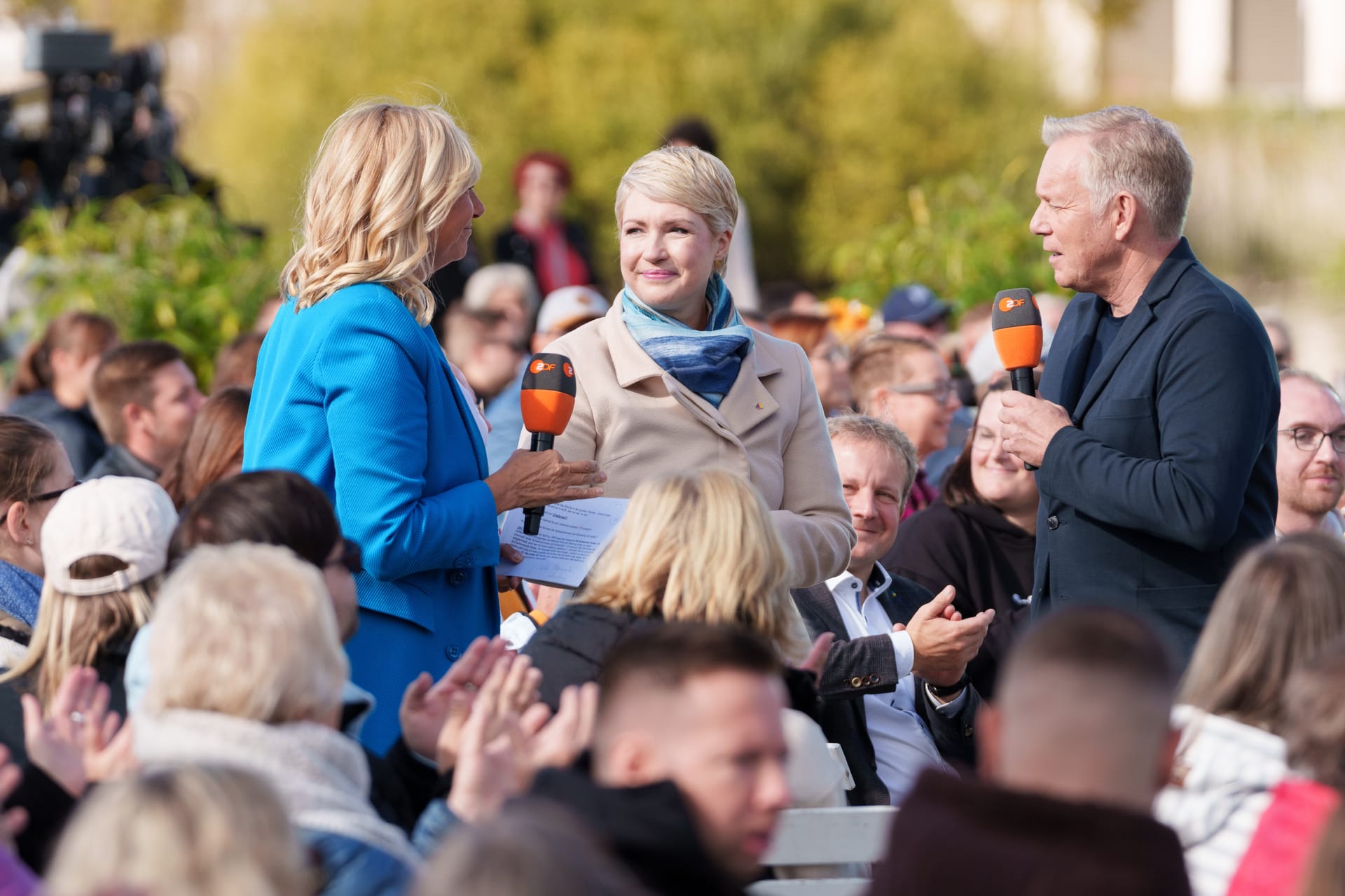 von links: Andrea Kiewel, Manuela Schwesig, Johannes B. Kerner
