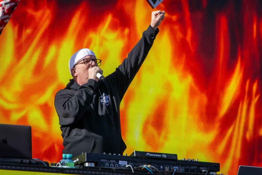 DJ Ötzi auf Gipfeltour: SO schön war es am Hauser Kaibling » Schlagerüberraschung DJ Ötzi gastierte auch 2024 am Hauser Kaibling - hier die schönsten Fotos!