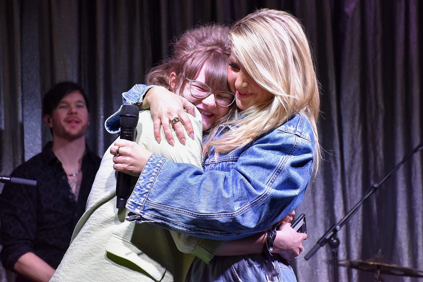 a76158_7bbabf8876e74411ad703afd8e7f5177~mv2