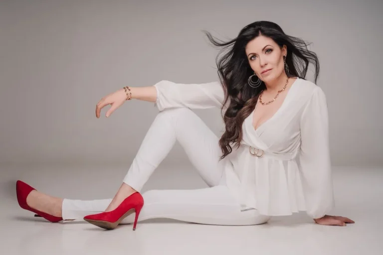 Allessa exklusiv über Rekordserie in den deutschen Airplay-Charts: „Ich hätte ehrlich gesagt nicht mit diesem Erfolg gerechnet“