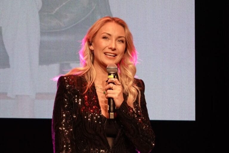 Anna-Carina Woitschack in Dessau: Viele Überraschungen bei einem Abend mit ganz viel Herz!