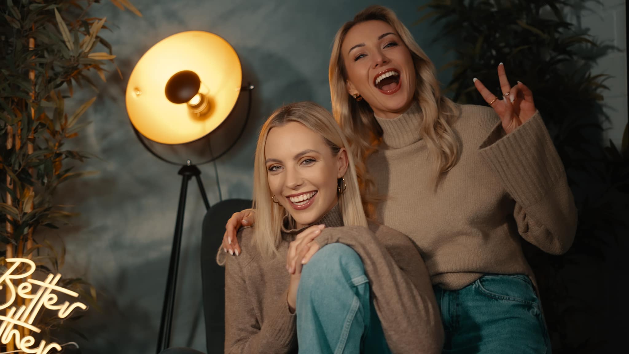 Anna-Carina Woitschack & Paulina Wagner über ihren Podcast - DAS möchten die Powerfrauen erzählen!
