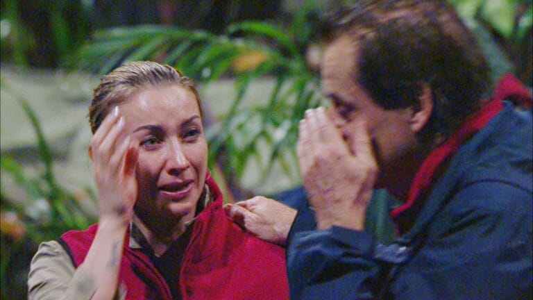 Anna-Carina Woitschack: Unter Tränen packt sie über Trennung von Stefan Mross im Dschungelcamp aus!