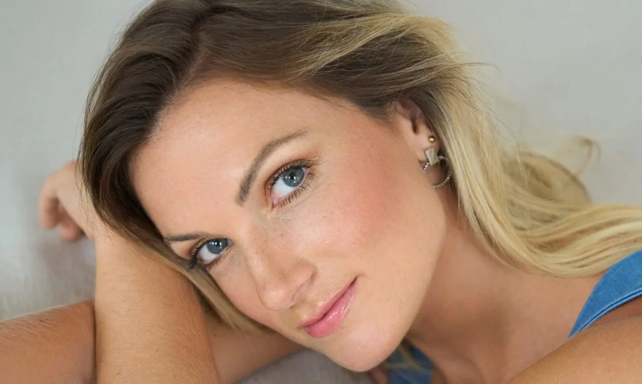 Anni Perka: Zu ihrem Geburtstag hat sich ihr offizieller Fanclub gegründet! Wir sprachen mit ihr und den Gründungsmitgliedern!