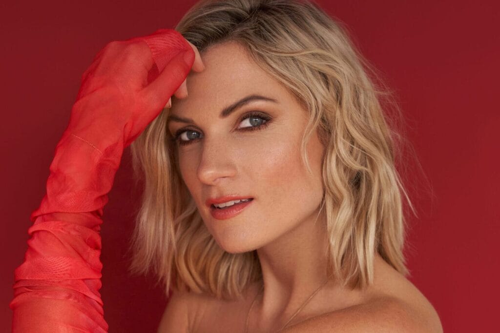 Anni Perka: Ausführliche Infos zu ihrem neuen Song "Sexy gefährlich" » Alexandra Hofmann Anni Perka: Ausführliche Infos zu ihrem neuen Song "Sexy gefährlich" » Alexandra Hofmann
