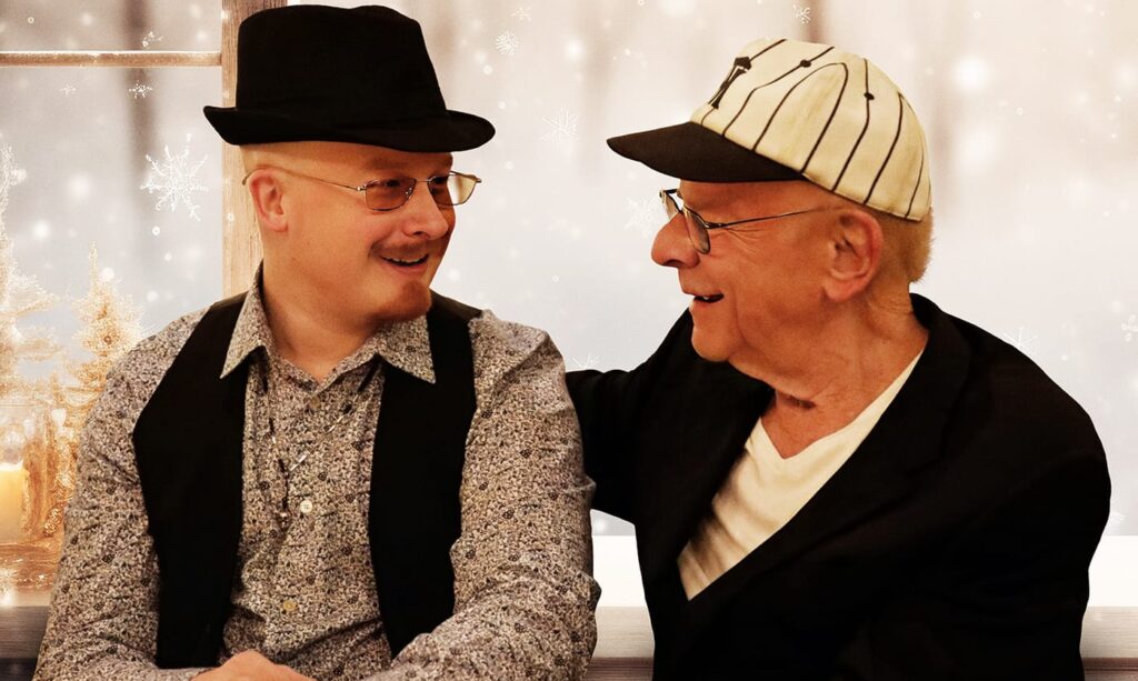 Art Garfunkel Jr.: Duett-Version “Happy Xmas (War is Over) mit seinem Vater läutet Album “Advent ein