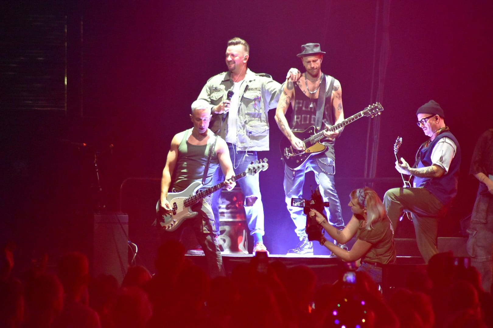 Ben Zucker auf Arena-Tour 2024: Die schönsten Fotos vom Konzert in Oldenburg