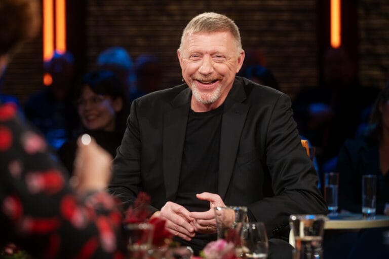 Boris Becker übt mit Enkeltochter Zoë Vittoria schon jetzt Tennis!