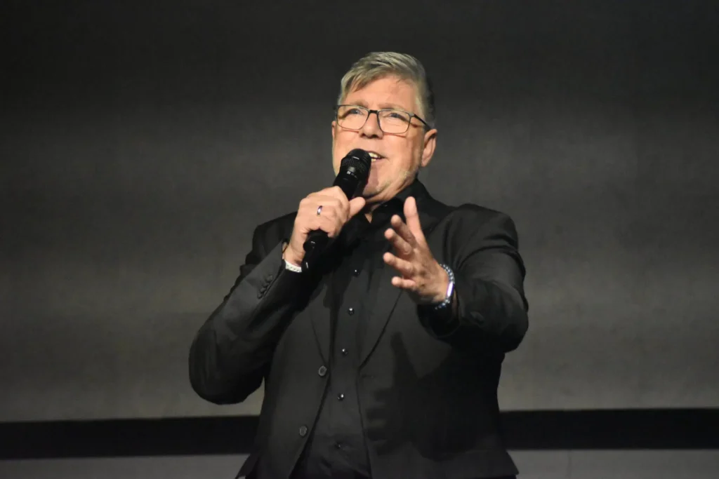 Christian Lais exklusiv über seine Hochzeit und warum sein Mann erst nach drei Anträgen "Ja" sagte!