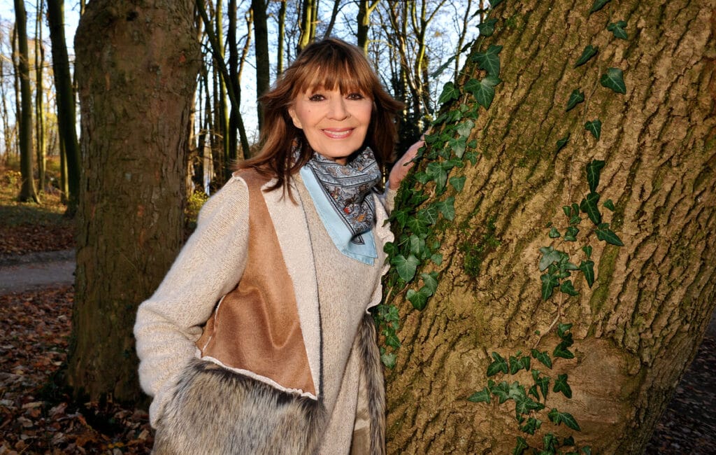 Cindy Berger feiert überraschend TV-Comeback - und das im ZDF-Fernsehgarten » Cindy Berger Cindy Berger feiert überraschend TV-Comeback - und das im ZDF-Fernsehgarten » Cindy Berger