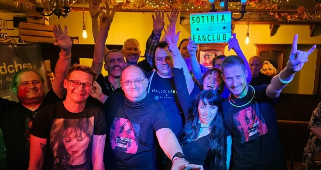 Offizieller Sotiria Fanclub » VIP Party Konzert im Kastanienwäldchen Berlin