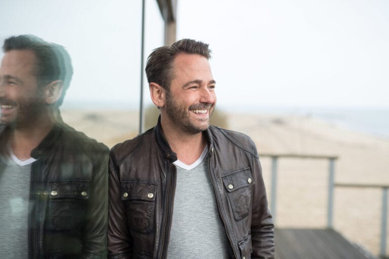 Dennis Wilms: Als Tigerenten-Club Moderator reiste er um die Welt – zum Jubiläum blickt er jetzt exklusiv zurück!