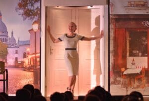 Stefanie Hertel brilliert in neuer Musical-Komödie "Ganz Paris träumt von der Liebe" - SO gut ist das Stück! » Stefanie Hertel