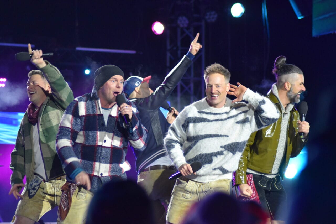 voXXclub über Schattenseiten von Social Media: „Wir leben in einer Welt des Vergleichens“ voXXclub über Schattenseiten von Social Media: „Wir leben in einer Welt des Vergleichens“