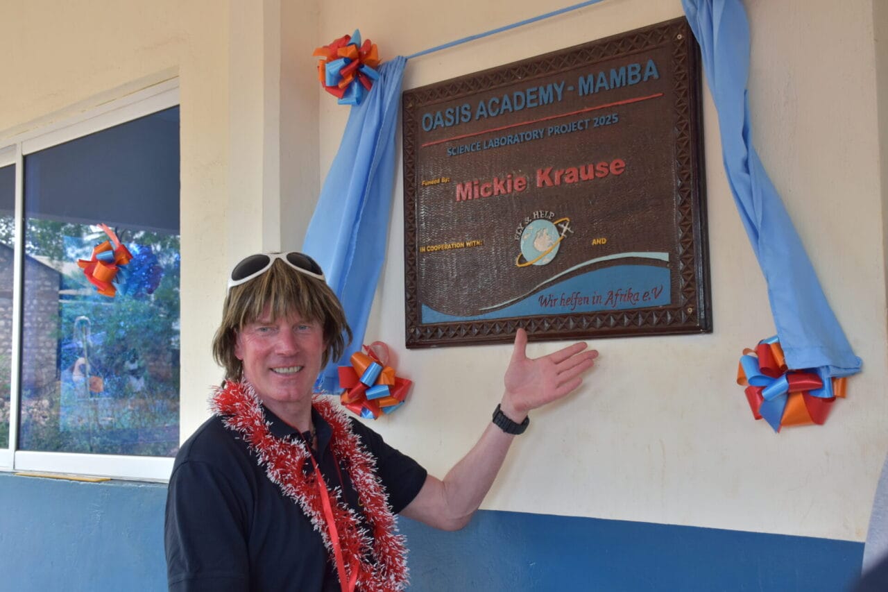 Mickie Krause exklusiv nach sechster Schuleröffnung in Afrika: „Das ist ein Moment, der dann wieder erdet“ Mickie Krause exklusiv nach sechster Schuleröffnung in Afrika: „Das ist ein Moment, der dann wieder erdet“