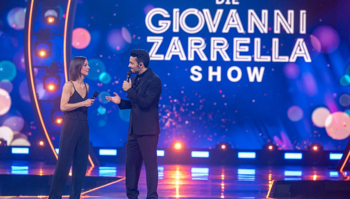 Die Giovanni Zarrella Show - Live aus Offenburg
Christina Stürmer, Moderator Giovanni Zarrella