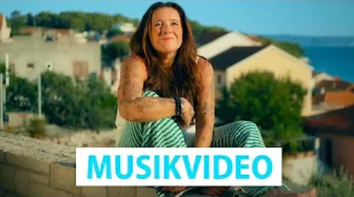 Daniela Alfinito - Ich geb uns niemals auf (Offizielles Video)
