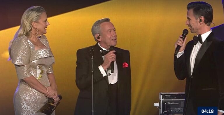 ER schrieb das Silbereisen & Schöneberger Duett "Dem Kaiser fehlt ne Henne noch"!