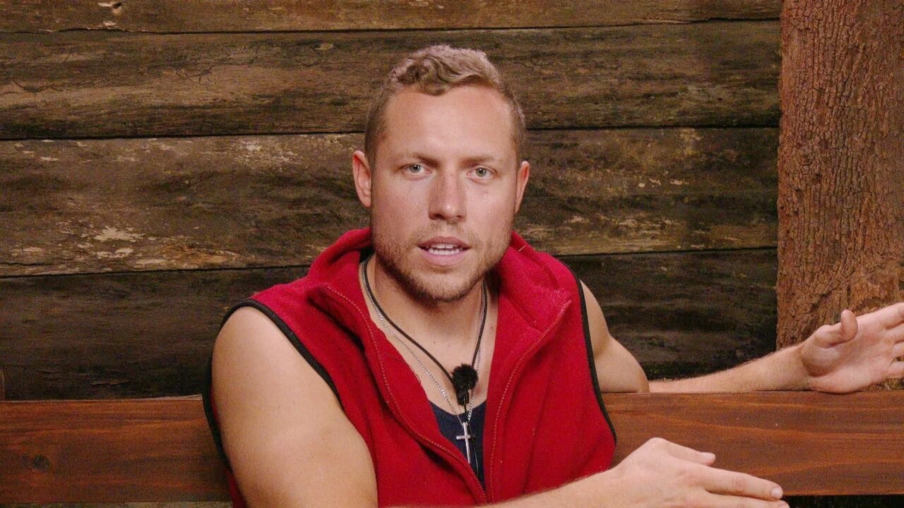 Eva Benetatou spricht Patrick Romer erneut auf Flirtwürfe an – und kassiert deutliche Worte! Eva Benetatou spricht Patrick Romer erneut auf Flirtwürfe an – und kassiert deutliche Worte!