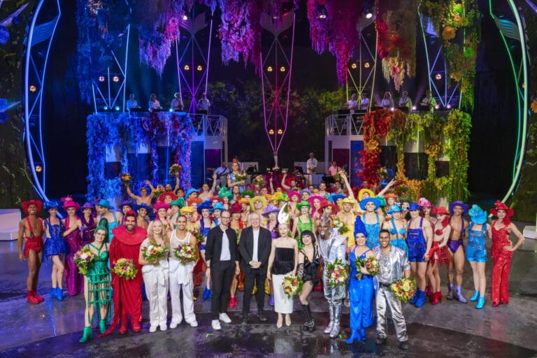 Friedrichstadt Palast Falling In Love Dernière