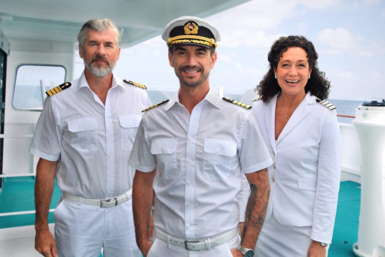„Das Traumschiff“: Gaststars der nächsten Folgen bekannt! DIESE Schauspiel-Ikone kommt an Bord!