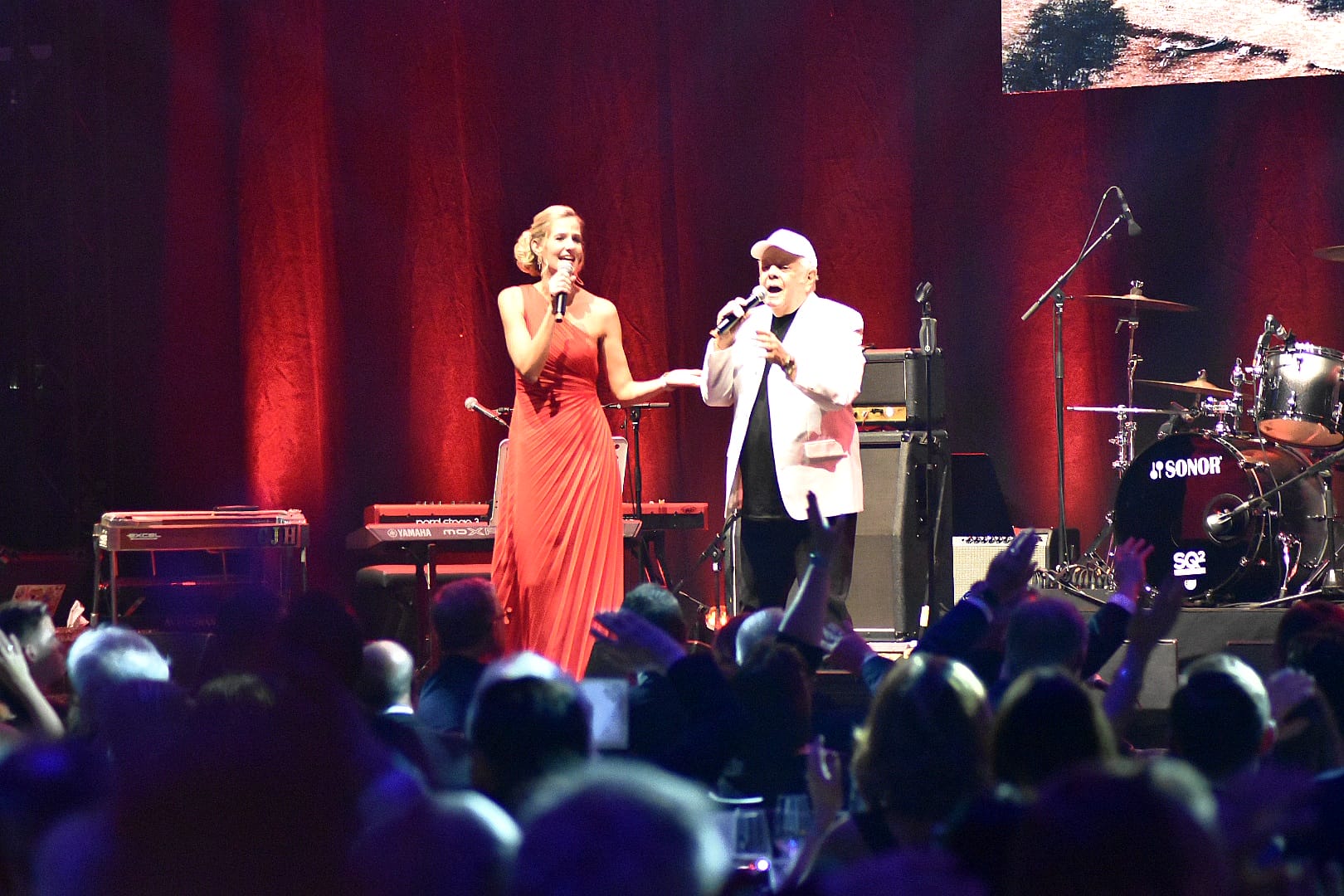 "Fly & Help"-Spendengala 2024: Die schönsten Fotos von Graham Bonney, Peggy March uvm.