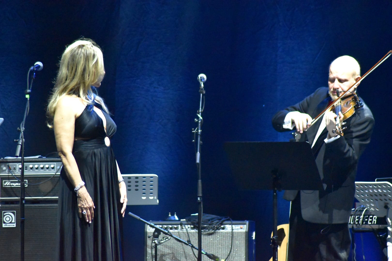 "Fly & Help"-Spendengala 2024: Die schönsten Fotos von Graham Bonney, Peggy March uvm.