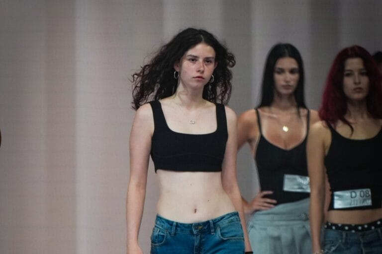 GNTM 2026 Antonia im Interview: „Ich möchte die Ideen der Designer mit dem Toni-Touch zum Leben erwecken“