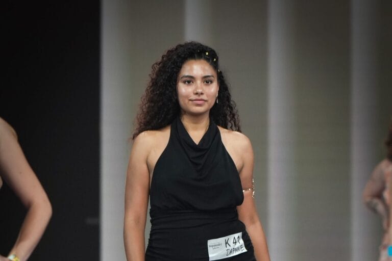 GNTM 2026 Daphne im Interview: „Ich will nicht nur hübsch sein, sondern wirken – und ich bin überzeugt, dass mich das bei #GNTM weit bringen wird“