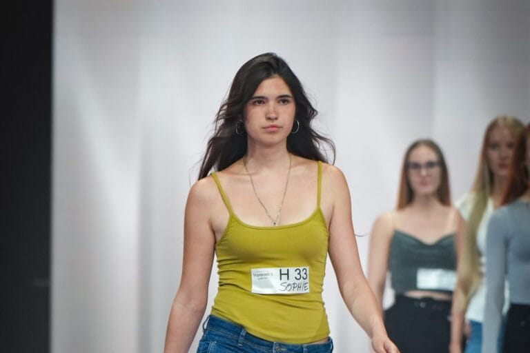 GNTM 2026 Sophie im Interview: „Es hat schon lange niemand mehr GNTM gewonnen, der so viel Schrauben locker hat wie ich“