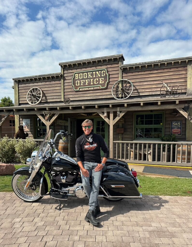 Hansyvogt Harley Silverlakecity