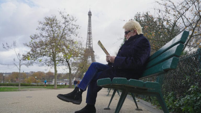 Heino-Doku wirft auf intime Weise die Frage auf: Was wäre nach dem Tod von Hannelore aus ihm ohne seine Wahl-Familie um Helmut Werner geworden? Heino-Doku wirft auf intime Weise die Frage auf: Was wäre nach dem Tod von Hannelore aus ihm ohne seine Wahl-Familie um Helmut Werner geworden?