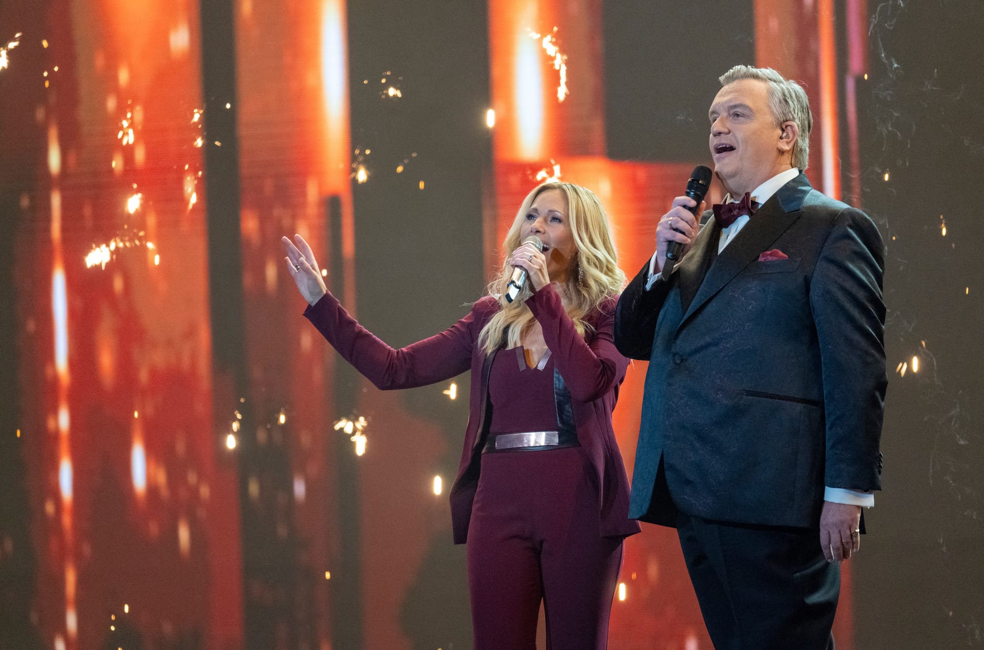 "Helene Fischer Show" 2024: Die schönsten Fotos mit Florian Silbereisen, Reinhard Mey uvm.