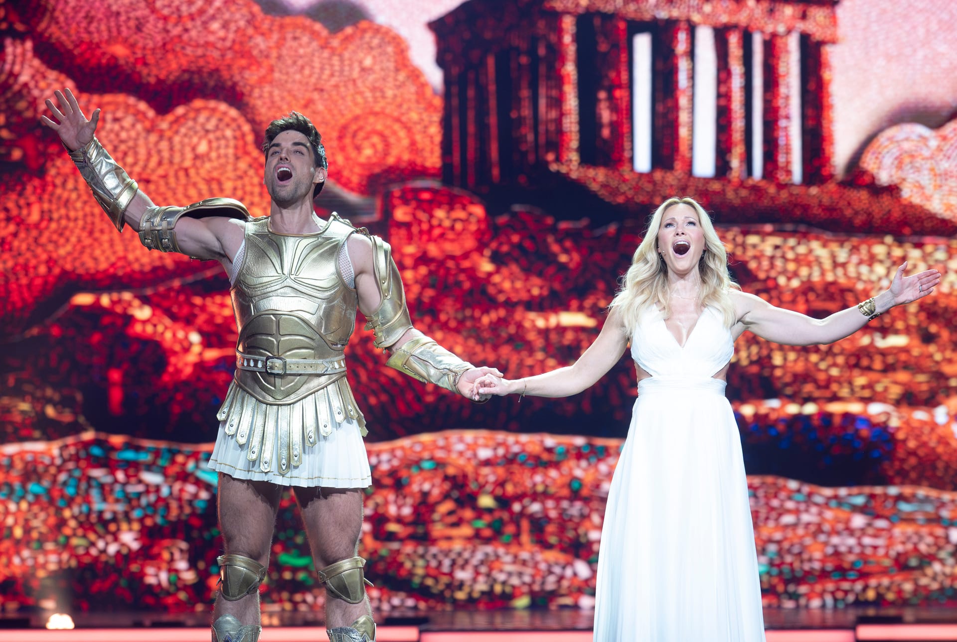 "Helene Fischer Show" 2024: Die schönsten Fotos mit Florian Silbereisen, Reinhard Mey uvm.