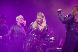 image00017 Beatrice Egli: Starke Botschaften, Lebensfreude und eine Überraschung bei Konzert in Xanten! » Beatrice Egli