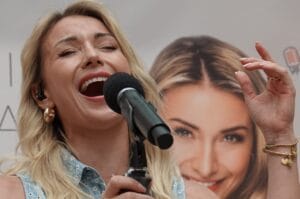 Anna-Carina Woitschack mit neuem Album: Grandioser Promotour-Start voller Glücksmomente! » Anna-Carina Woitschack