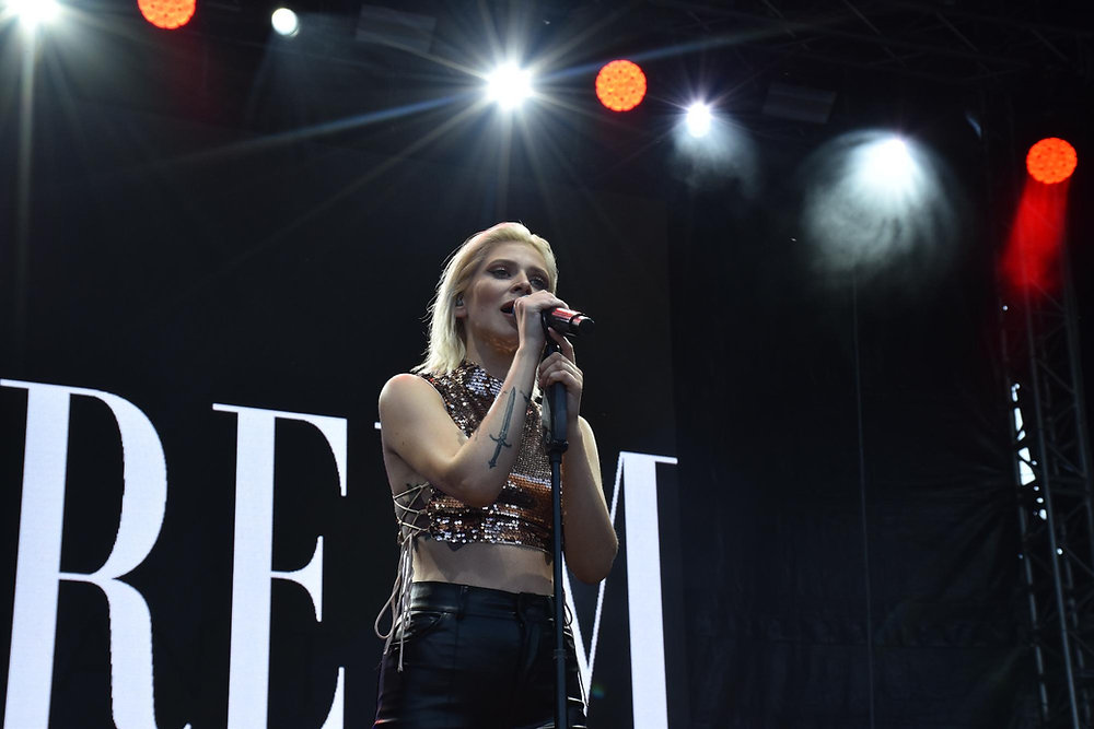 Marie Reim: Steht bereits fest, auf welches Management sie jetzt setzt? » Immer wieder sonntags Marie Reim: Steht bereits fest, auf welches Management sie jetzt setzt? » Immer wieder sonntags
