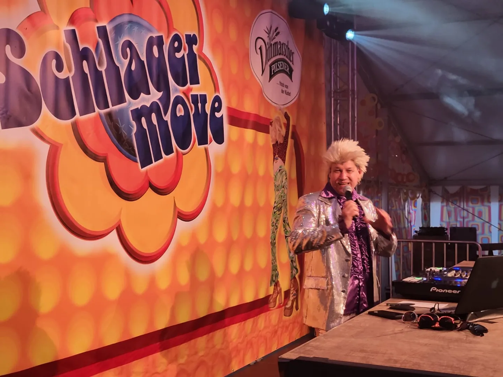 Foto Kevin Drewes Schlagermove 2023: Michael Holm sorgt für großartiges Finale in Hamburg » Schlagermove