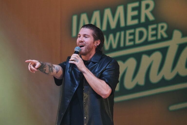 Joey Heindle verrät: Neuer Song entsteht mit Unheilig-Produzenten Henning Verlage!