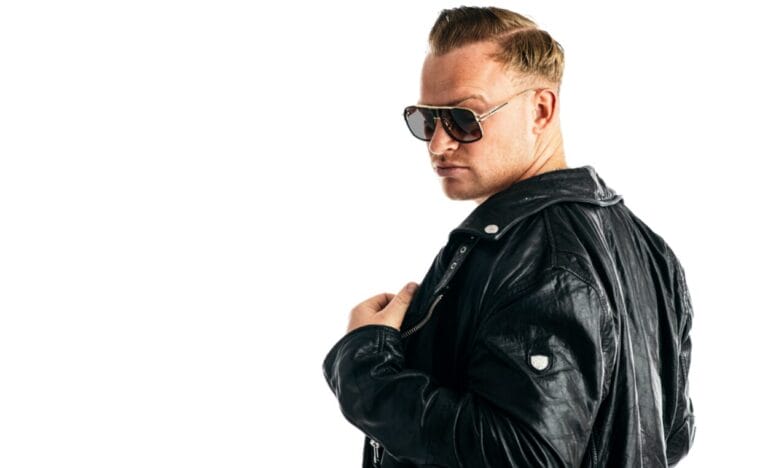 Julian Benz verlässt den Megapark! Wechselt er jetzt zum Bierkönig? Julian Benz verlässt den Megapark! Wechselt er jetzt zum Bierkönig?