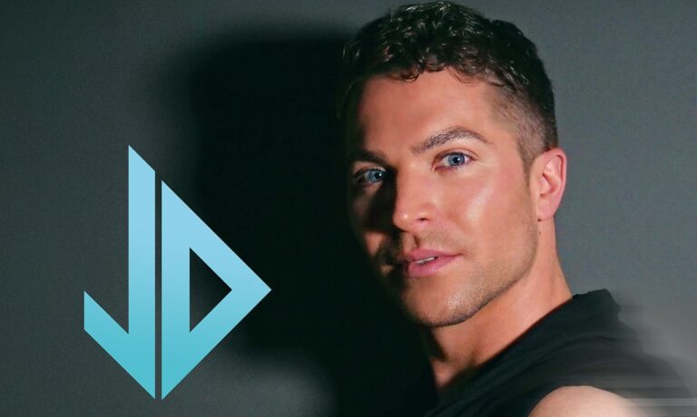 Julian David: Neuer Song "Immer in Bewegung" erscheint nach Live-Premiere nun auch als Single