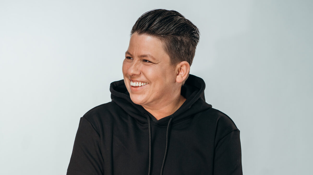 Kerstin Ott: Humorvolles Shirt wird zum Fanartikel - DAS steckt dahinter » Julian Reim Kerstin Ott: Humorvolles Shirt wird zum Fanartikel - DAS steckt dahinter » Julian Reim