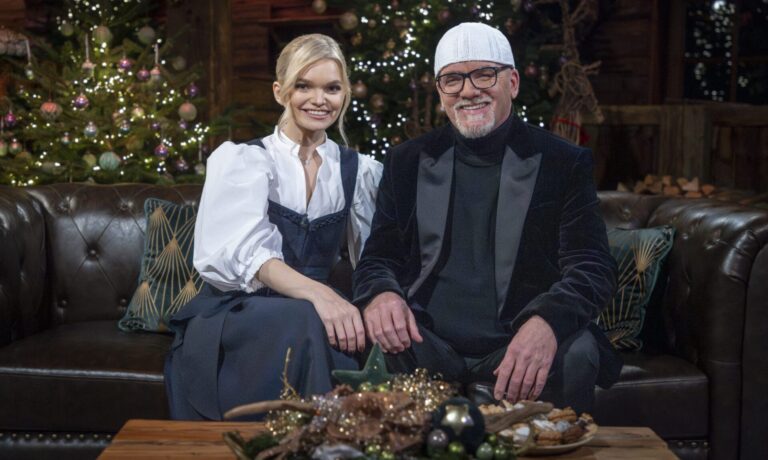 „Zauberhafte Weihnacht im Land der ‚Stillen Nacht'“ 2025: Gäste, Sendetermine und Fotos der festlichen Show!