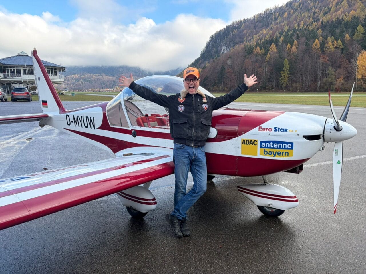 Lanny Lanner exklusiv: Mit bestandenen Pilotenschein erfüllt er sich einen großen Lebenstraum!