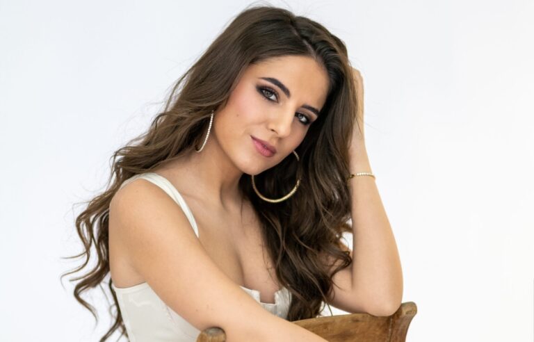 Larslaion Anna Maria Zivkov 1030080