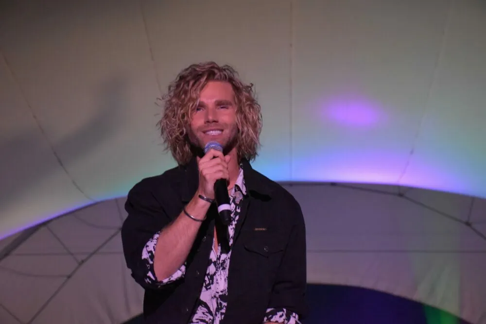 Matt Stoffers feiert musikalisches Comeback mit seinem Freund! Neuer Song von ehemaligen Feuerherz-Mitglied!